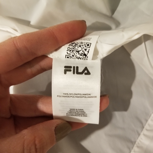 🎉FLASH🎉 BNWT FILA Liliana Wind Jacket - Picture 13 of 16